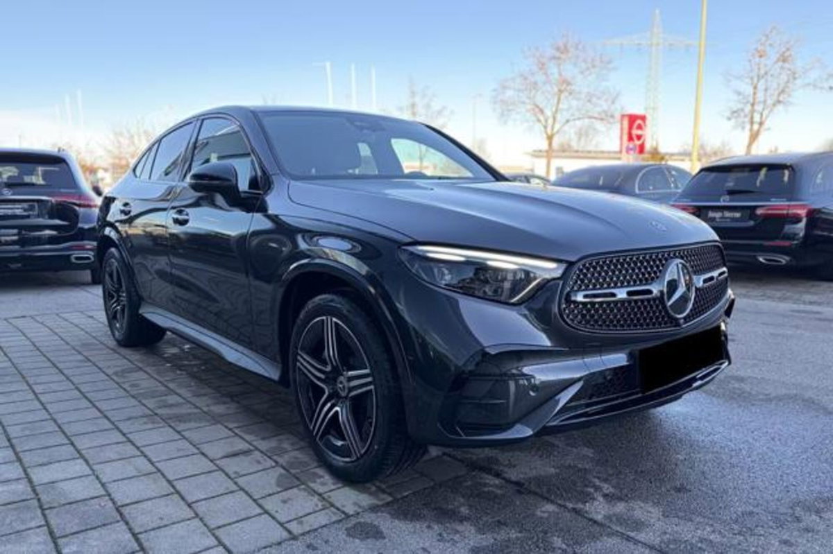 Mercedes-Benz GLC 220 d 4Matic Mild Hybrid AMG Premium Plus (10)