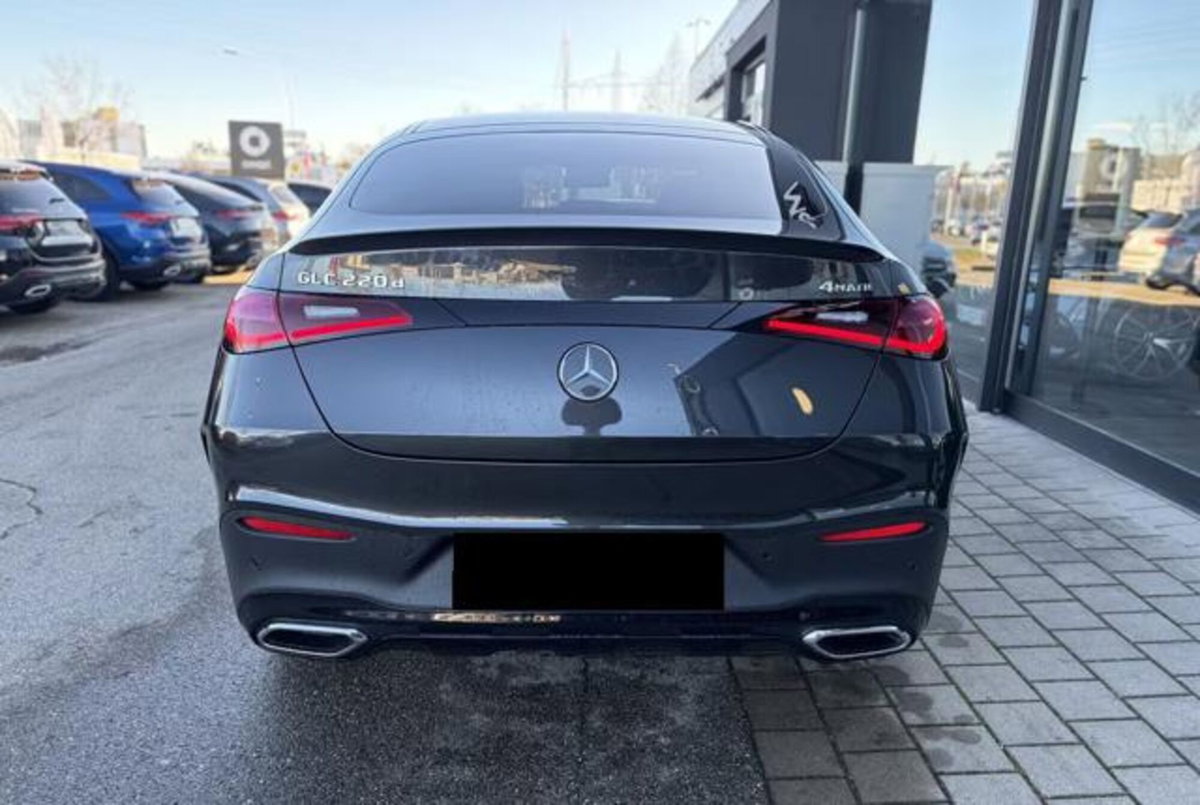 Mercedes-Benz GLC 220 d 4Matic Mild Hybrid AMG Premium Plus (11)