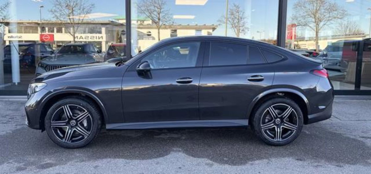 Mercedes-Benz GLC 220 d 4Matic Mild Hybrid AMG Premium Plus (2)