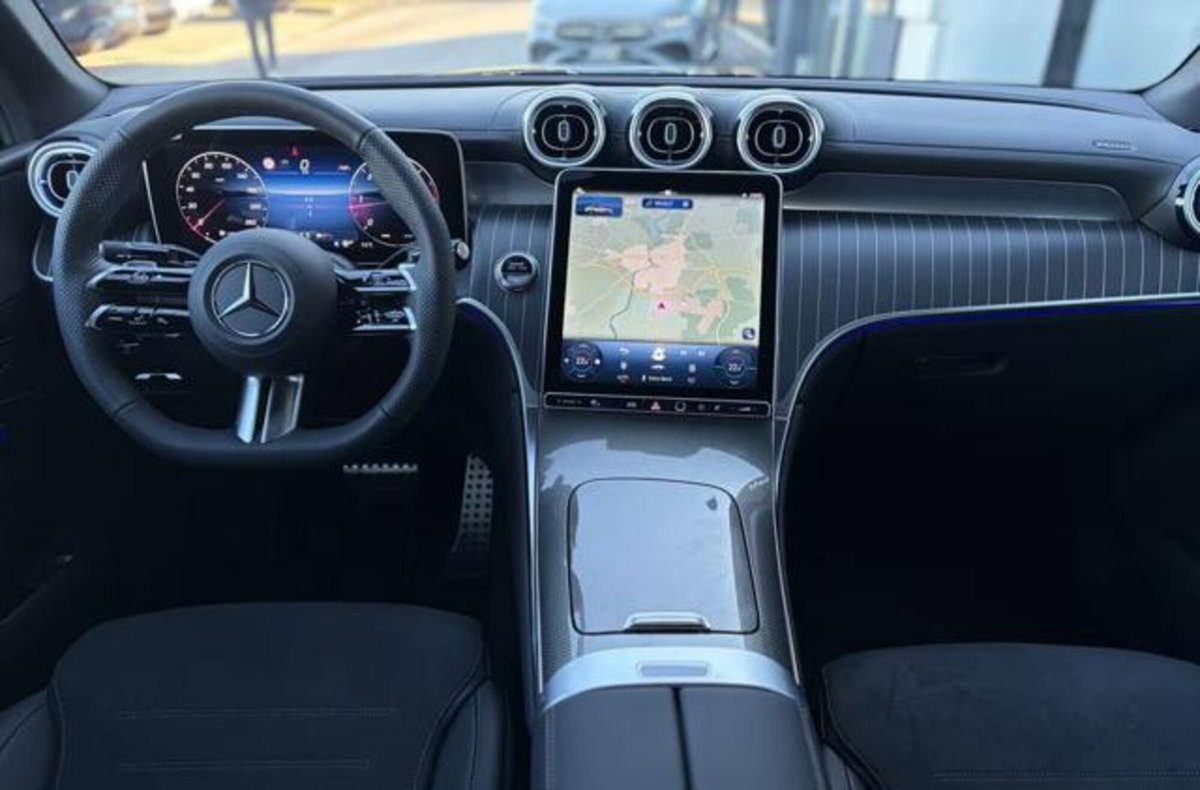 Mercedes-Benz GLC 220 d 4Matic Mild Hybrid AMG Premium Plus (5)