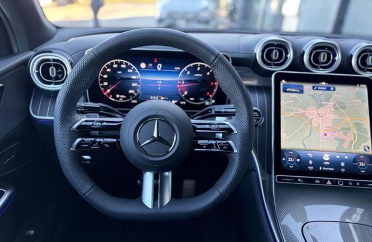 Mercedes-Benz GLC 220 d 4Matic Mild Hybrid AMG Premium Plus (6)