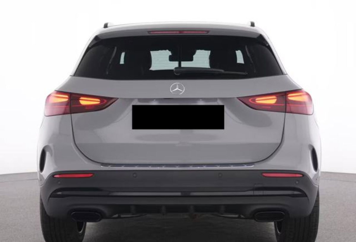 Mercedes-Benz GLA SUV 180 Automatic Premium (13)