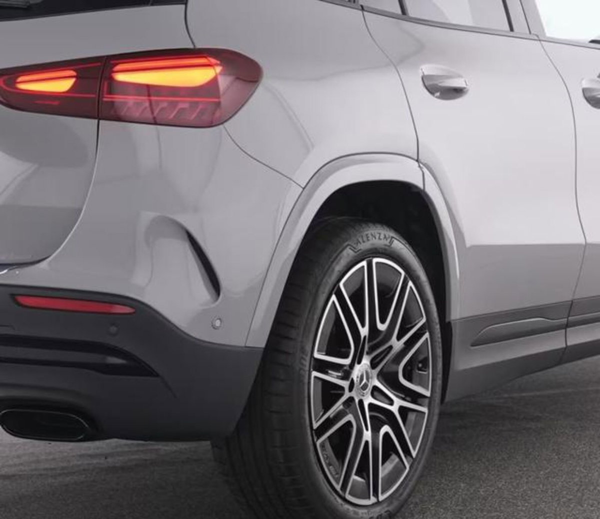 Mercedes-Benz GLA SUV 180 Automatic Premium (9)