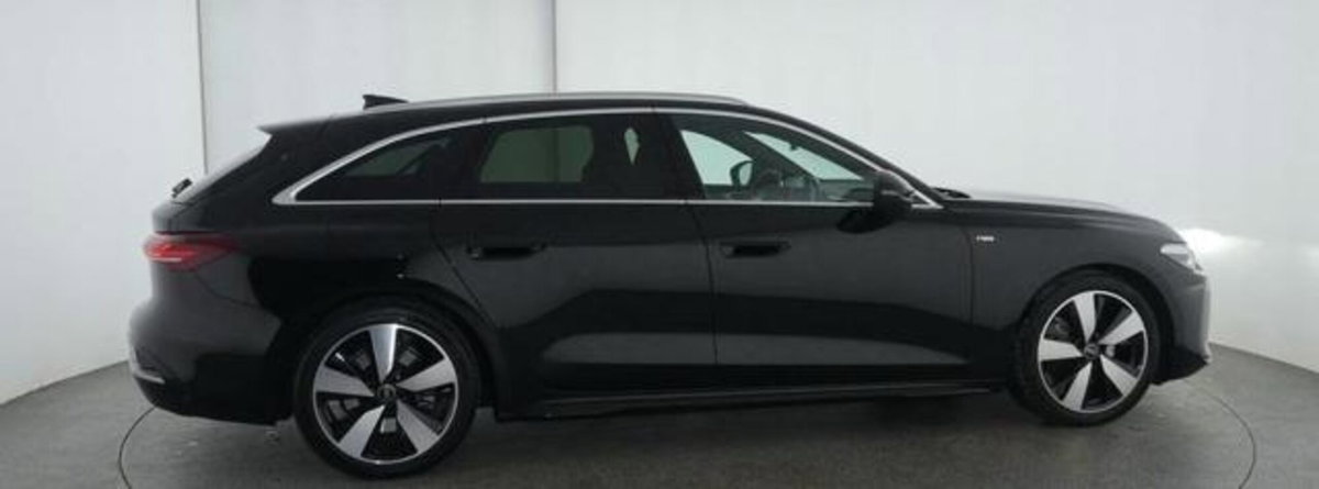 Audi A5 Avant 2.0 tdi mhev+ S line edition 204cv s-tronic (2)