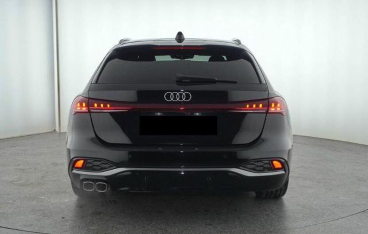Audi A5 Avant 2.0 tdi mhev+ S line edition 204cv s-tronic (3)
