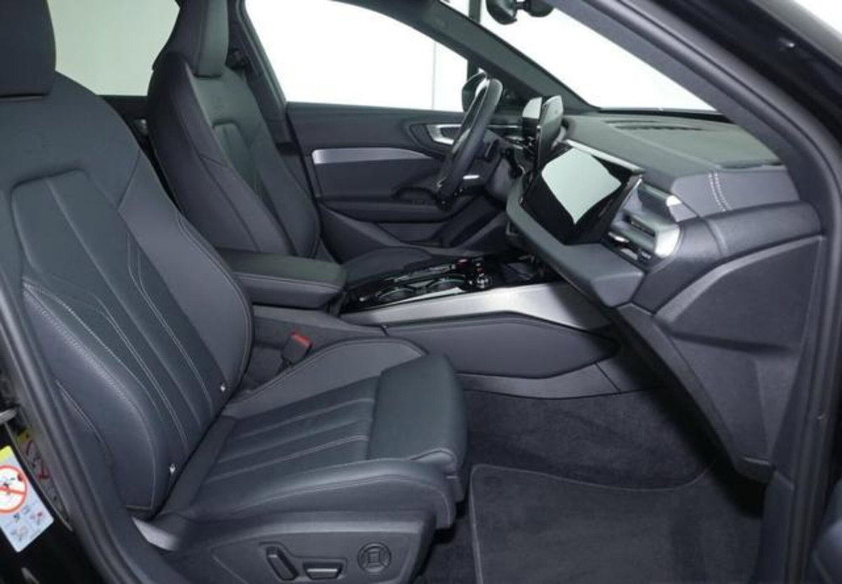 Audi A5 Avant 2.0 tdi mhev+ S line edition 204cv s-tronic (9)
