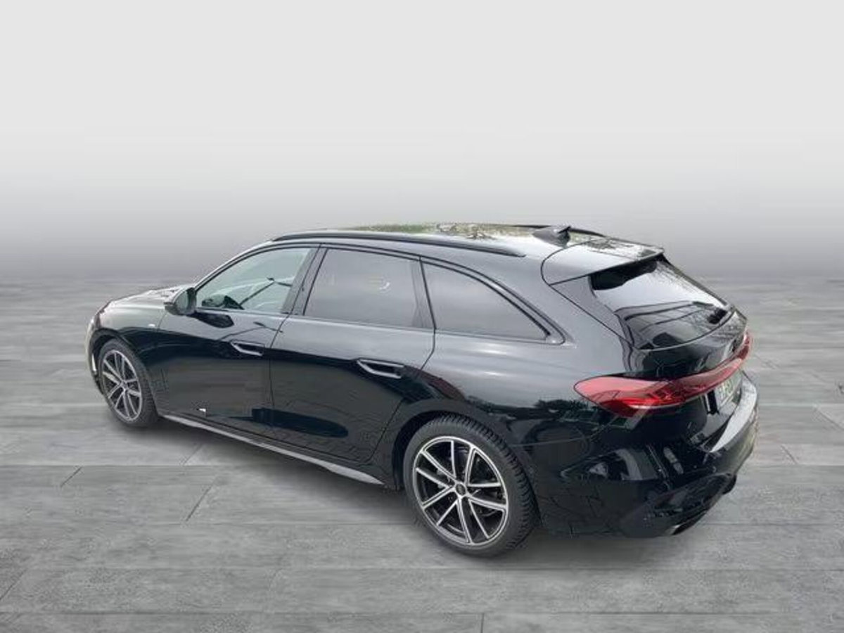 Audi A5 Avant 2.0 tfsi S line edition 150cv s-tronic (3)