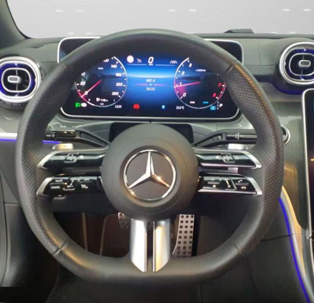Mercedes-Benz CLE Cabrio 200 AMG Line Premium auto (11)