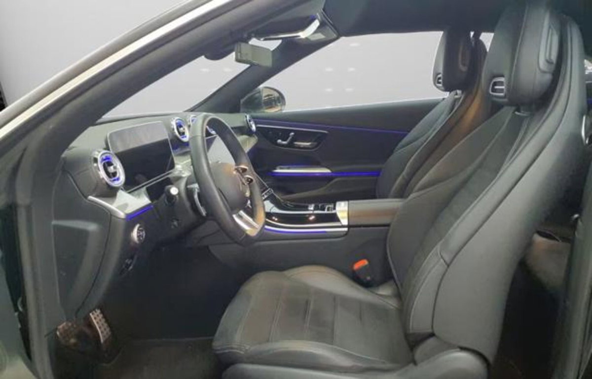 Mercedes-Benz CLE Cabrio 200 AMG Line Premium auto (8)
