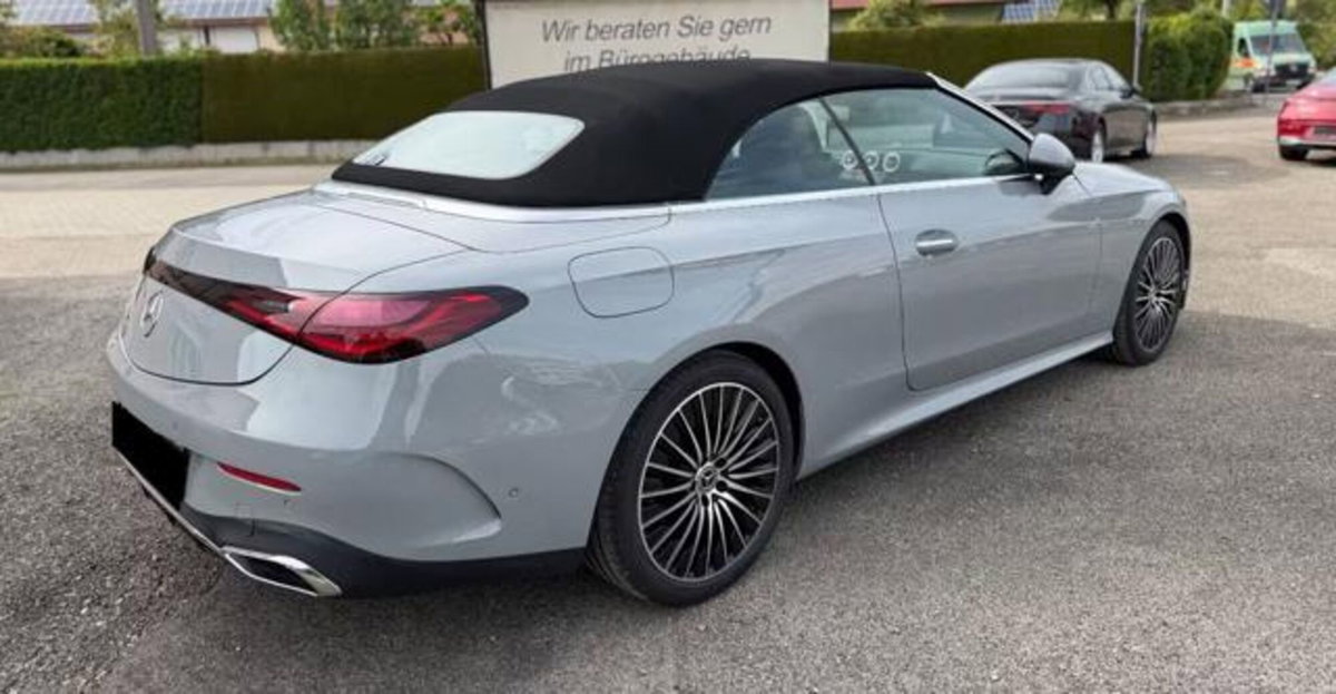Mercedes-Benz CLE Cabrio 220 d AMG Line Premium Plus auto (11)