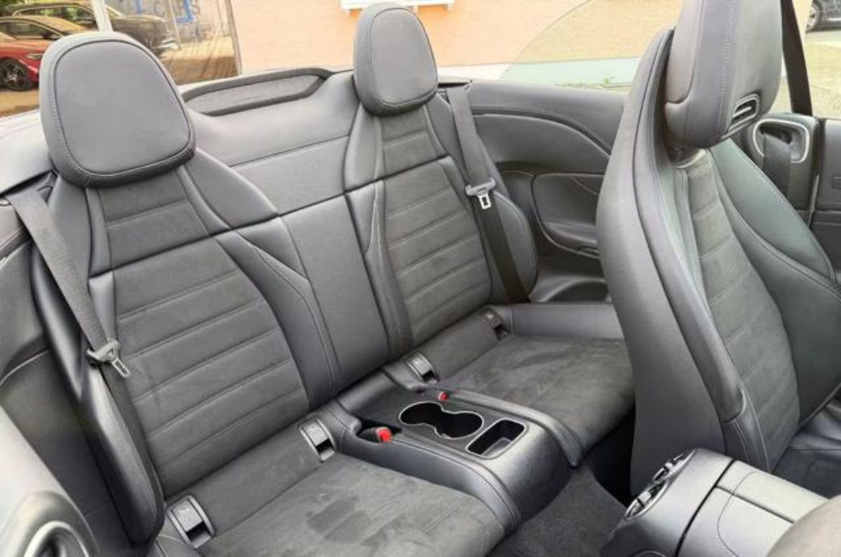 Mercedes-Benz CLE Cabrio 220 d AMG Line Premium Plus auto (16)