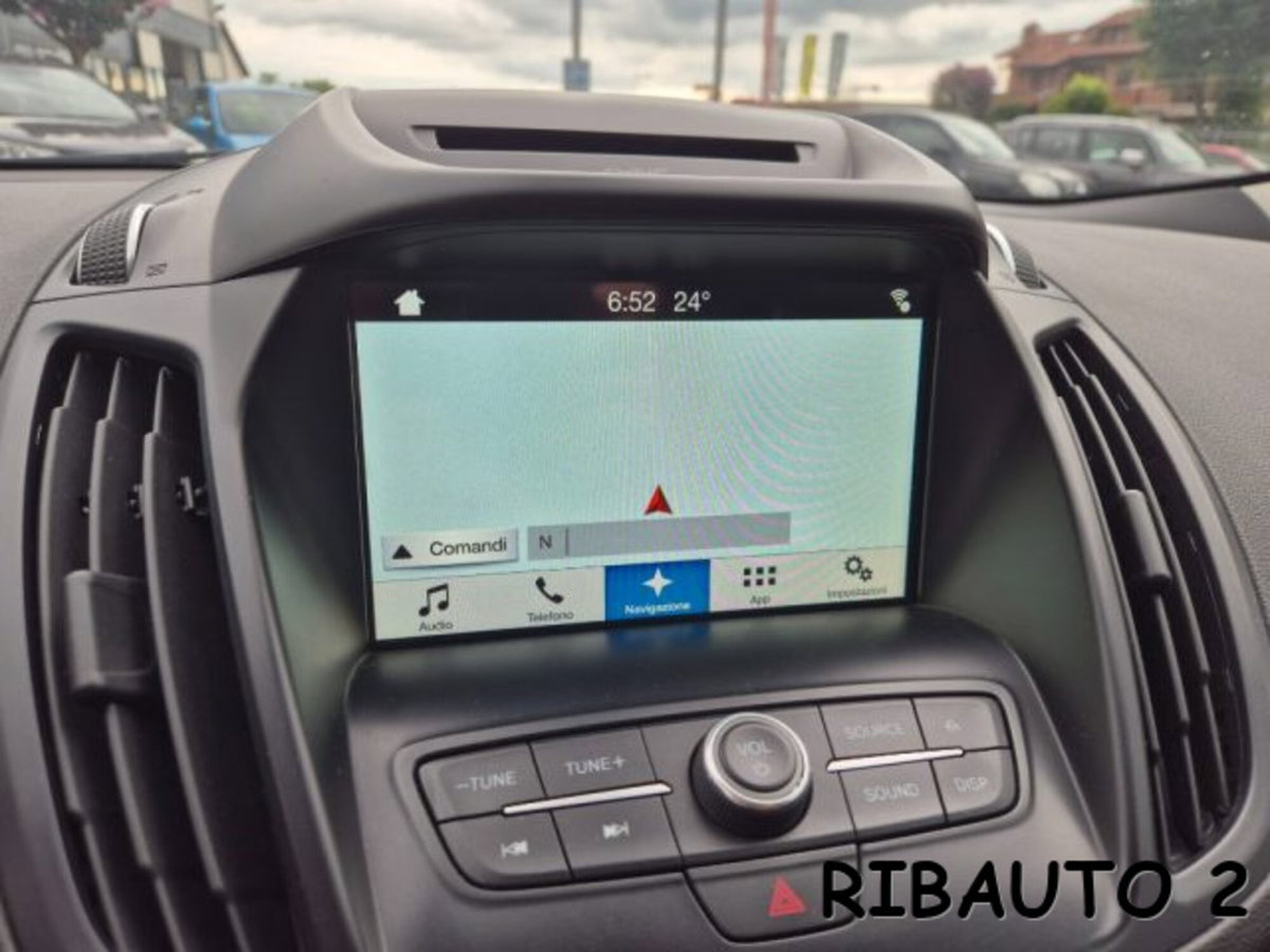 Ford Kuga 2.0 TDCI 150 CV S&S 2WD Vignale (18)