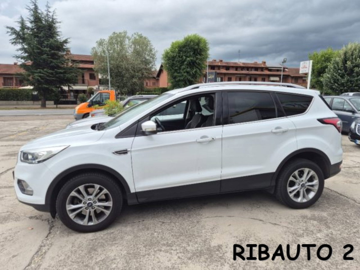 Ford Kuga 2.0 TDCI 150 CV S&S 2WD Vignale (6)