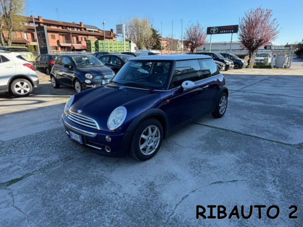 MINI Mini 1.6 16V Cooper (4)