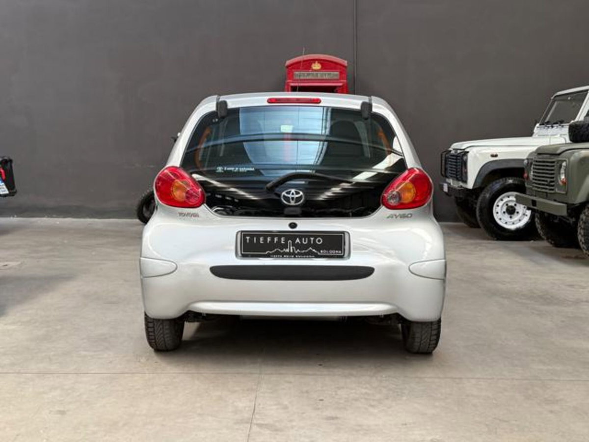 Toyota Aygo 1.0 12V VVT-i 5 porte Sol (5)