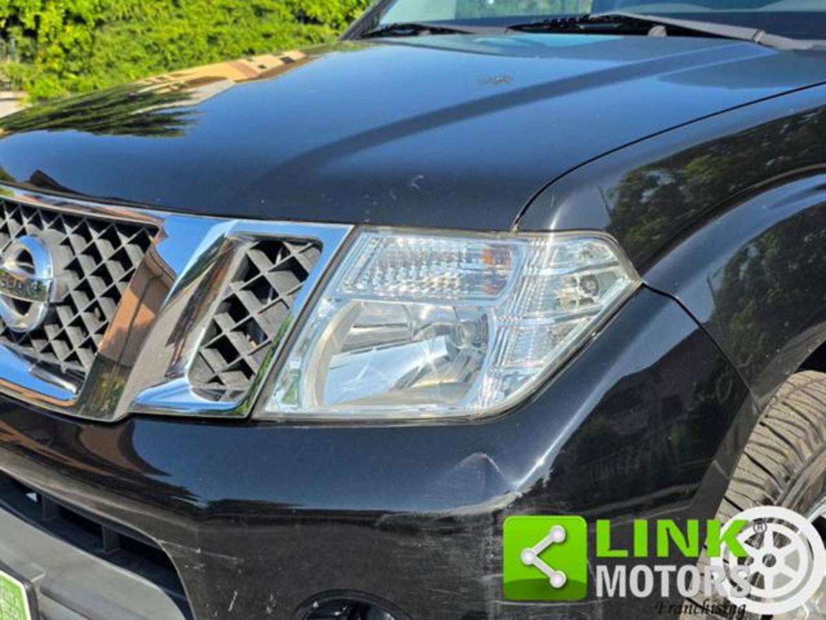 Nissan Navara 2.5 dCi 190CV 4 porte Double Cab Sport (17)