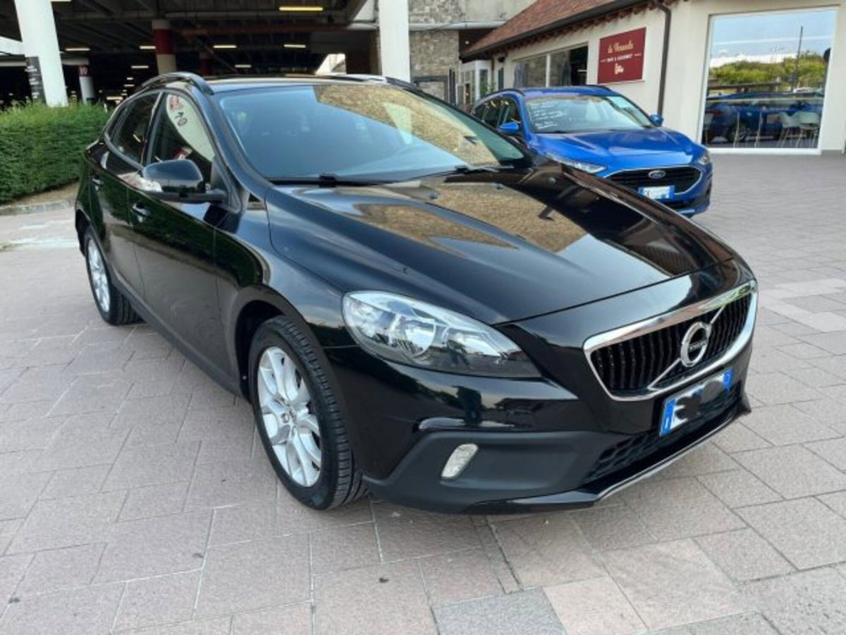 Volvo V40 Cross Country D2 Geartronic Business (2)