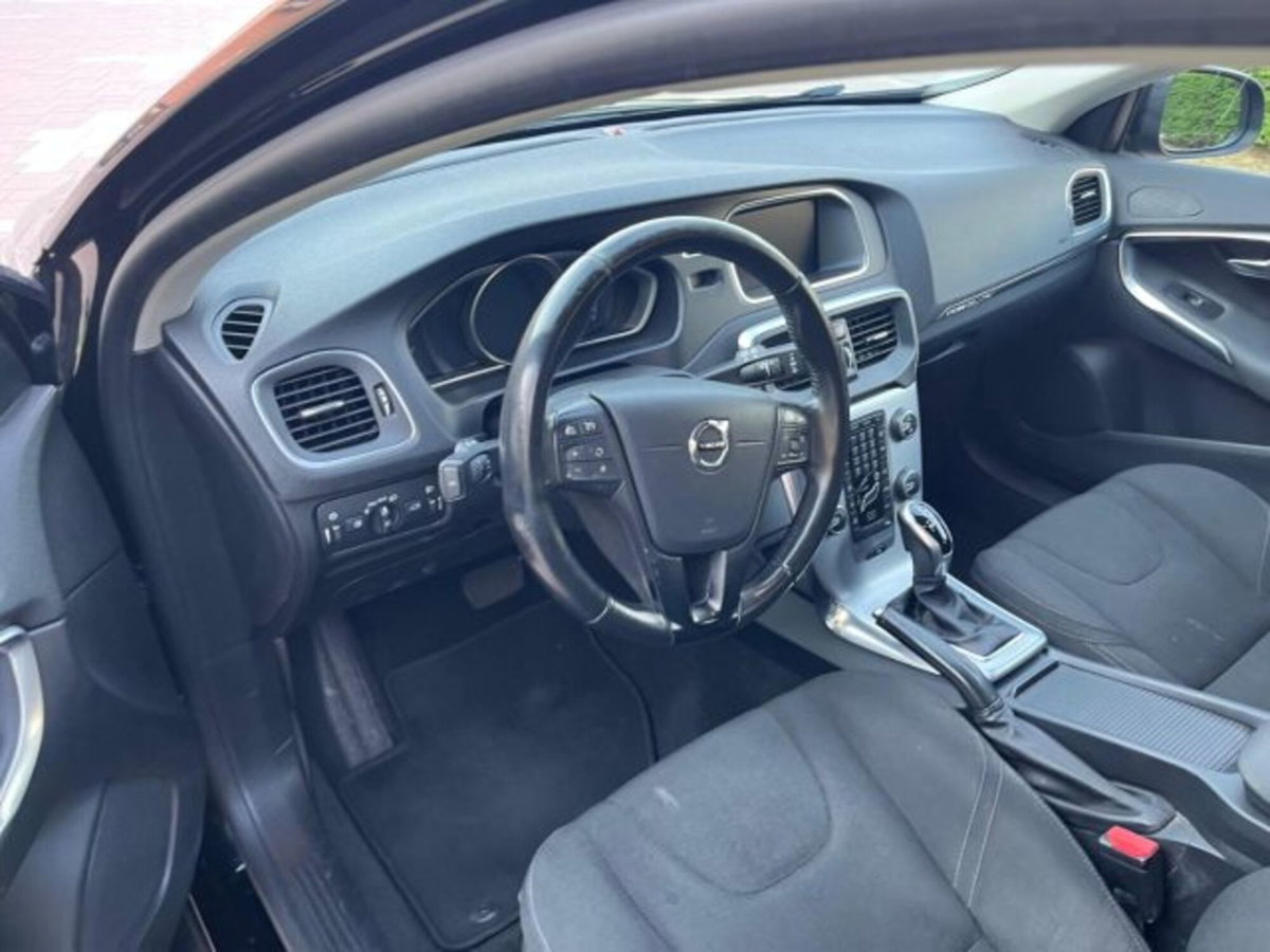 Volvo V40 Cross Country D2 Geartronic Business (5)