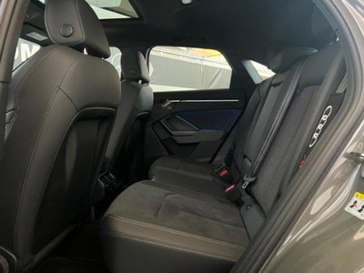 Audi Q3 Sportback 35 TDI quattro S tronic S line edition (8)