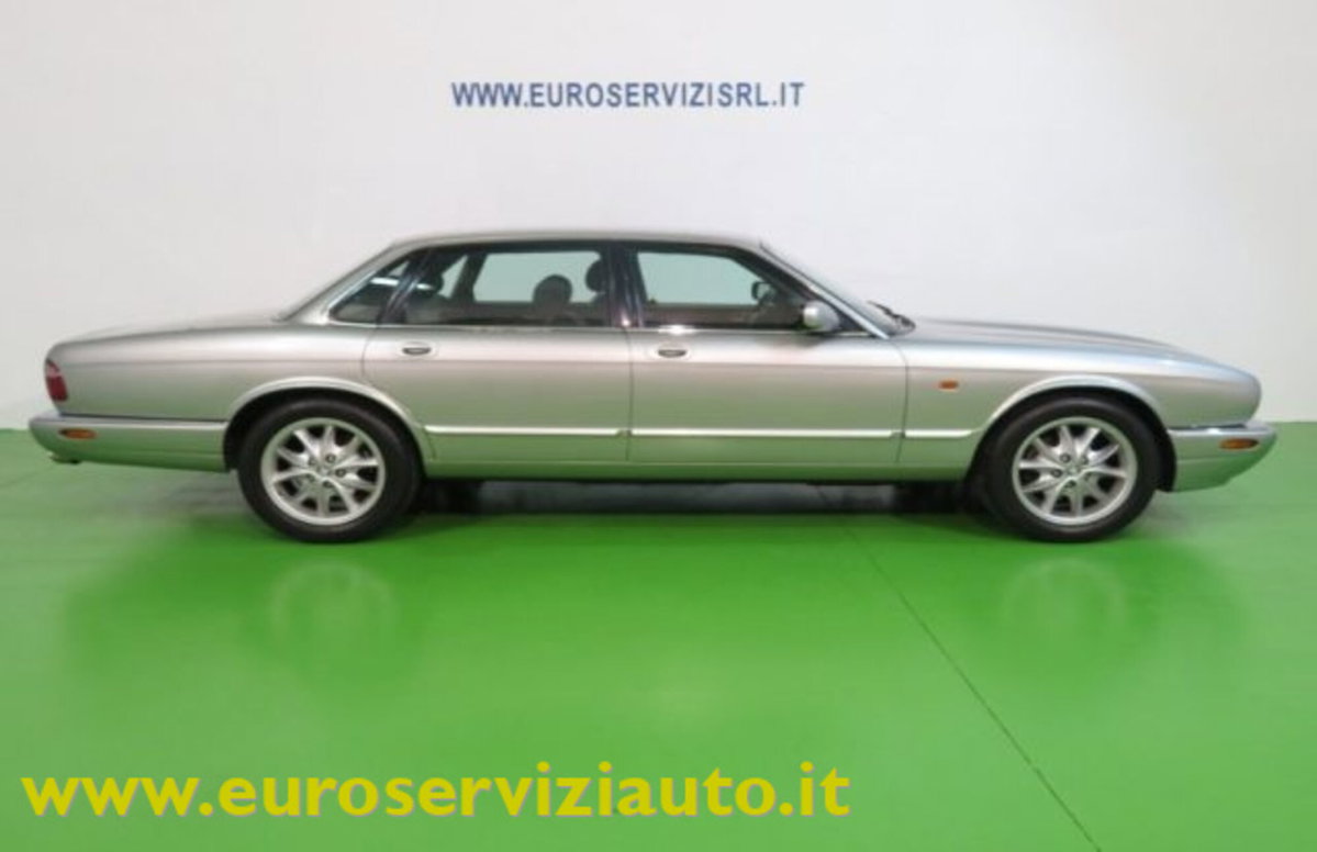 Jaguar XJ 4.0 cat Executive (3)