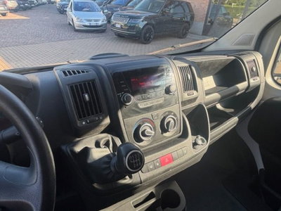 Peugeot Boxer Furgone 330 2.2 BlueHDi 140 S&S PC-TN Furgone Premium (12)