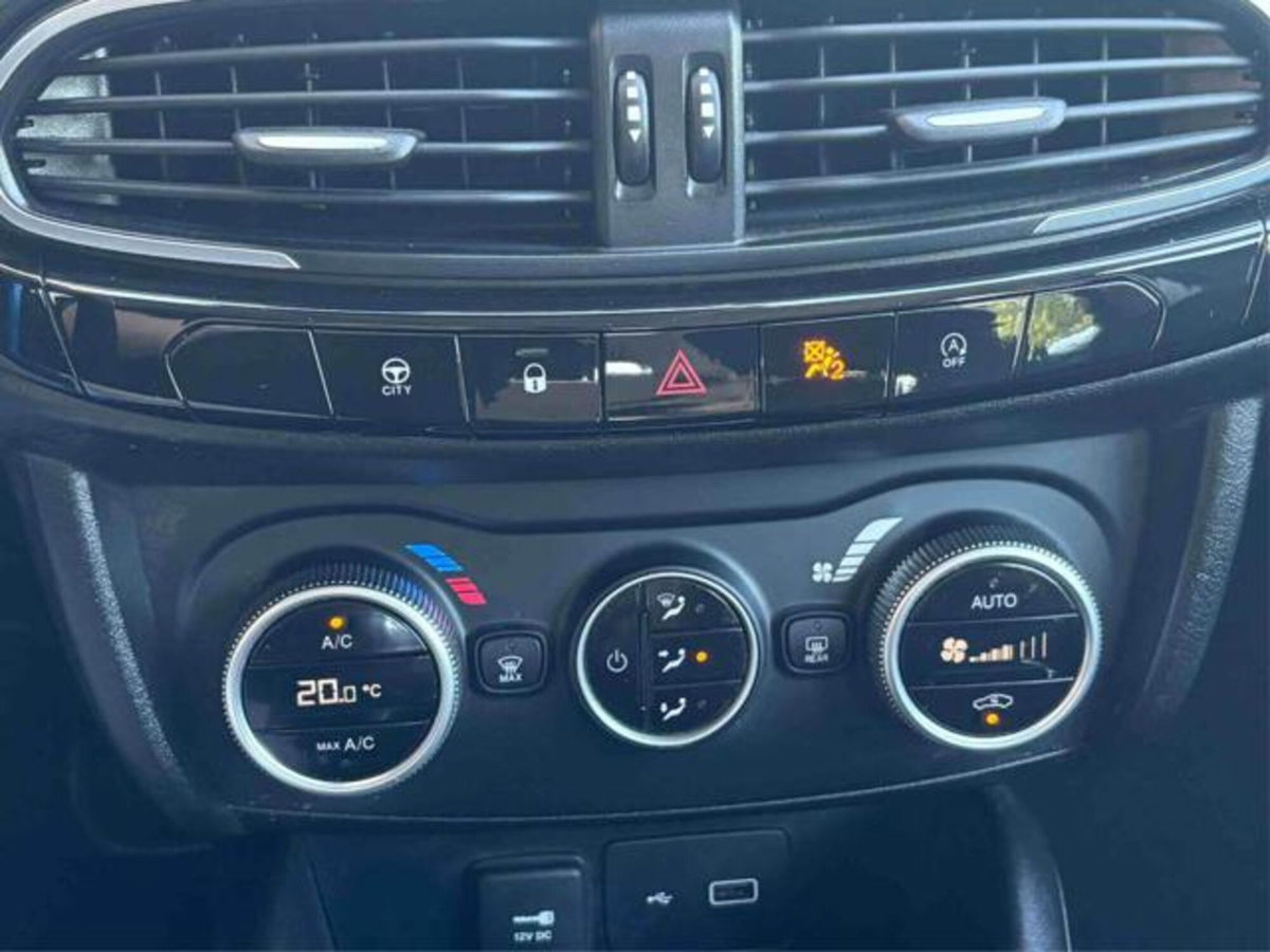 Fiat Tipo Station Wagon Tipo 1.3 Mjt S&S SW City Life (15)