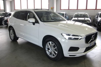 Volvo XC60 B5 AWD Geartronic R-design (3)