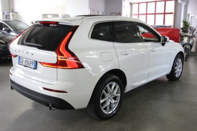 Volvo XC60 B5 AWD Geartronic R-design (5)