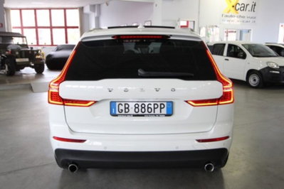 Volvo XC60 B5 AWD Geartronic R-design (6)