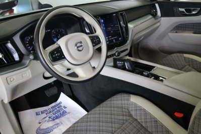Volvo XC60 B5 AWD Geartronic R-design (7)