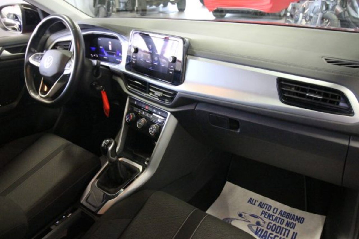 Volkswagen T-Roc 1.0 TSI Life (10)