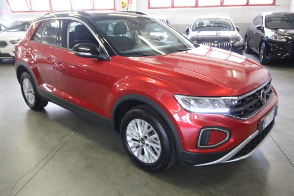 Volkswagen T-Roc 1.0 TSI Life (3)