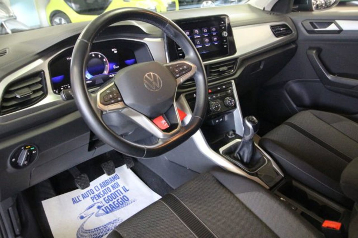 Volkswagen T-Roc 1.0 TSI Life (7)