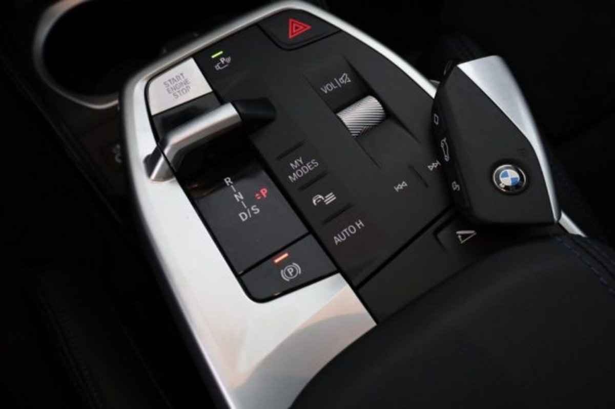 BMW X1 sDrive 18i Msport (13)