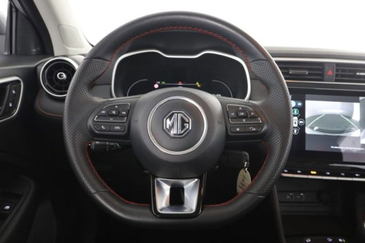 Mg ZS ZS 1.5 Luxury (5)
