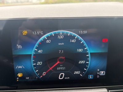 Mercedes-Benz CLA Shooting Brake 180 d Automatic Shooting Brake Business (14)