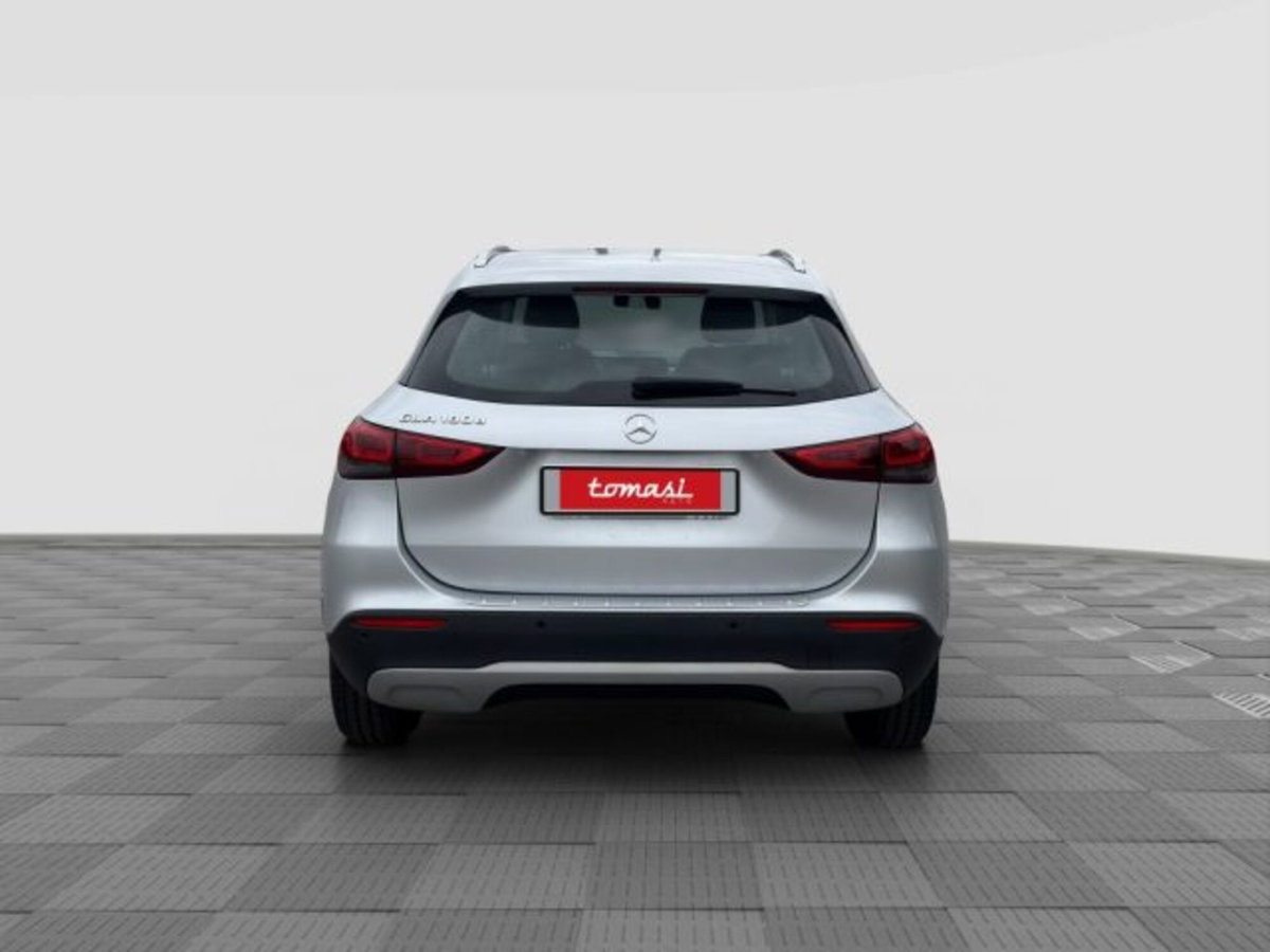 Mercedes-Benz CLA Shooting Brake 180 d Automatic Shooting Brake Business (4)