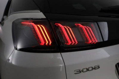Peugeot 3008 BlueHDi 130 S&S EAT8 GT Pack (10)