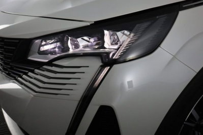 Peugeot 3008 BlueHDi 130 S&S EAT8 GT Pack (9)