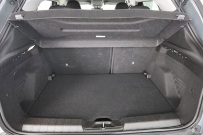 Jeep Avenger 1.2 turbo Summit fwd 100cv (6)