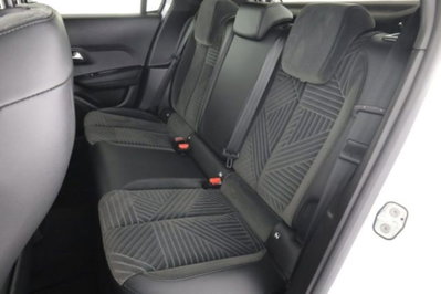 Lancia Ypsilon 1.2 mhev Edizione Limitata Cassina e-dct (3)