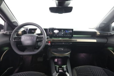 Lancia Ypsilon 1.2 mhev Edizione Limitata Cassina e-dct (4)