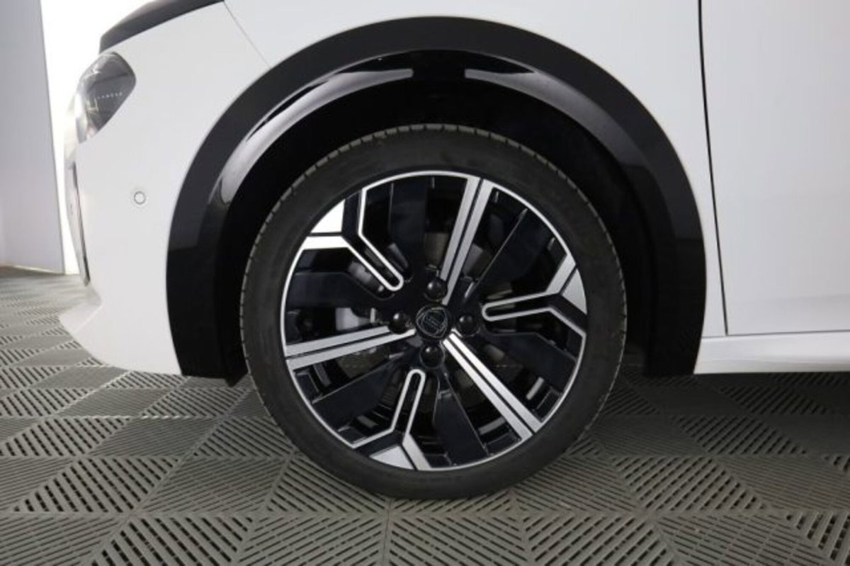Lancia Ypsilon 1.2 LX 100cv (8)