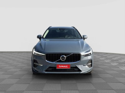 Volvo XC60 B4 automatico Core (8)