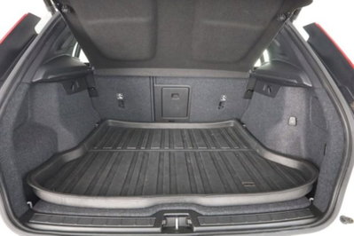 Volvo XC40 T2 Geartronic Momentum Pro (6)