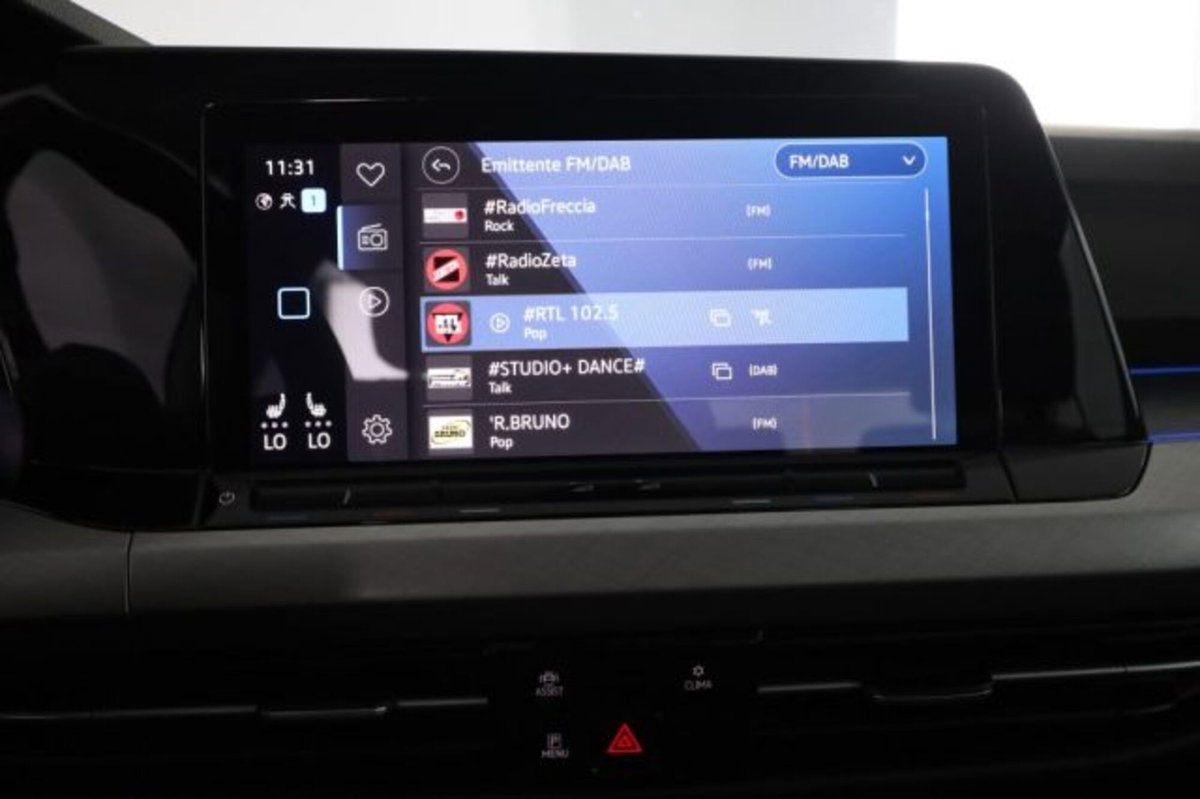 Volkswagen Golf Variant 2.0 TDI SCR DSG Life (11)
