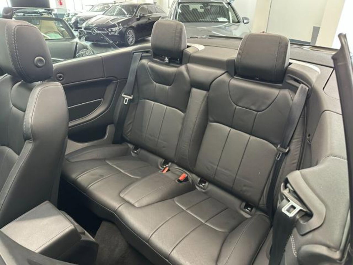 Land Rover Range Rover Evoque 2.0 TD4 150 CV Convertibile SE Dynamic (11)