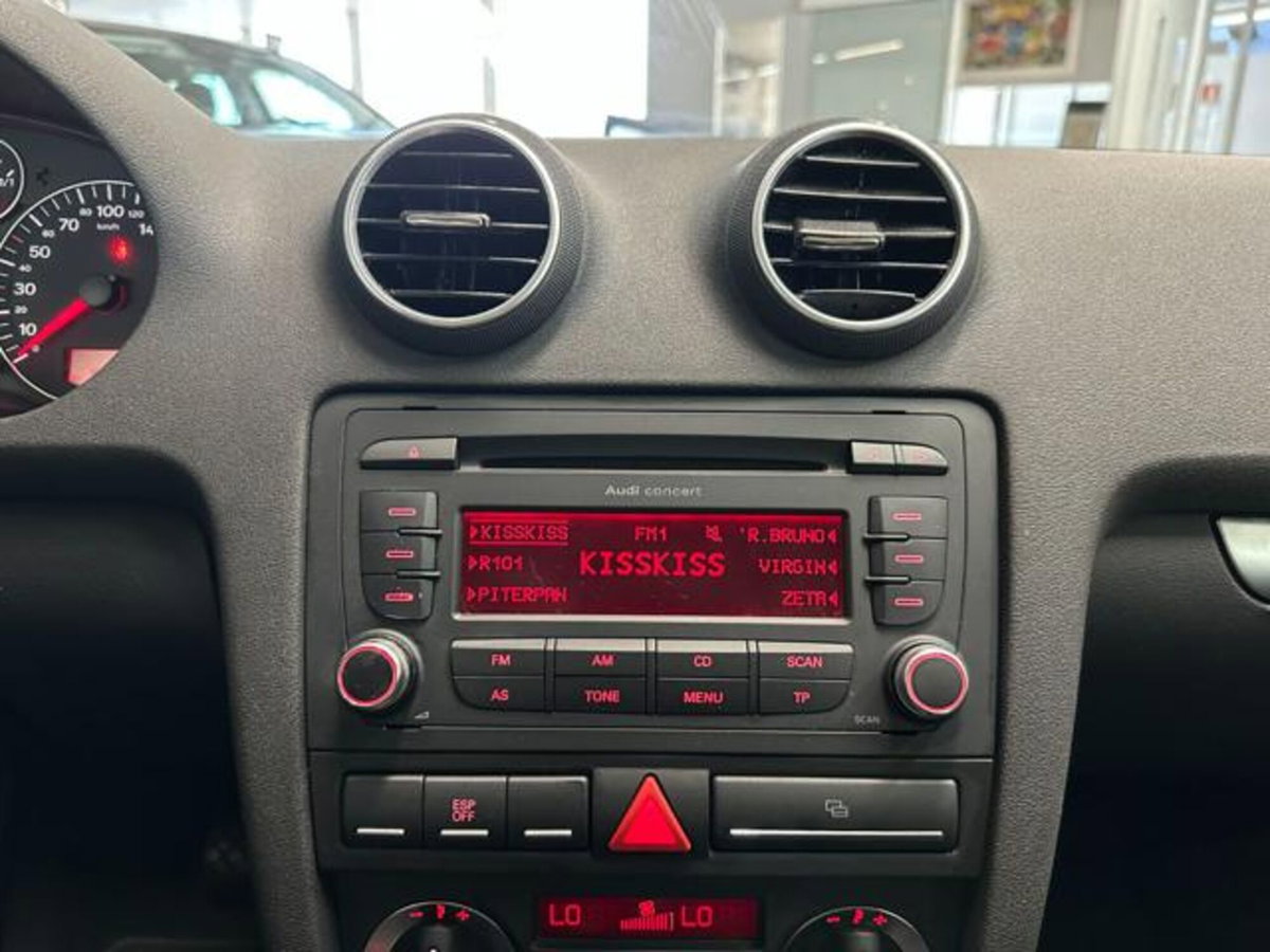 Audi A3 Sportback 2.0 16V TDI S tronic Ambition (12)