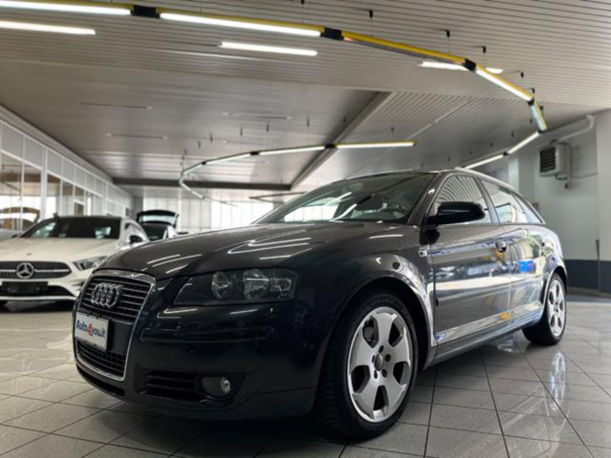 Audi A3 Sportback 2.0 16V TDI S tronic Ambition (2)