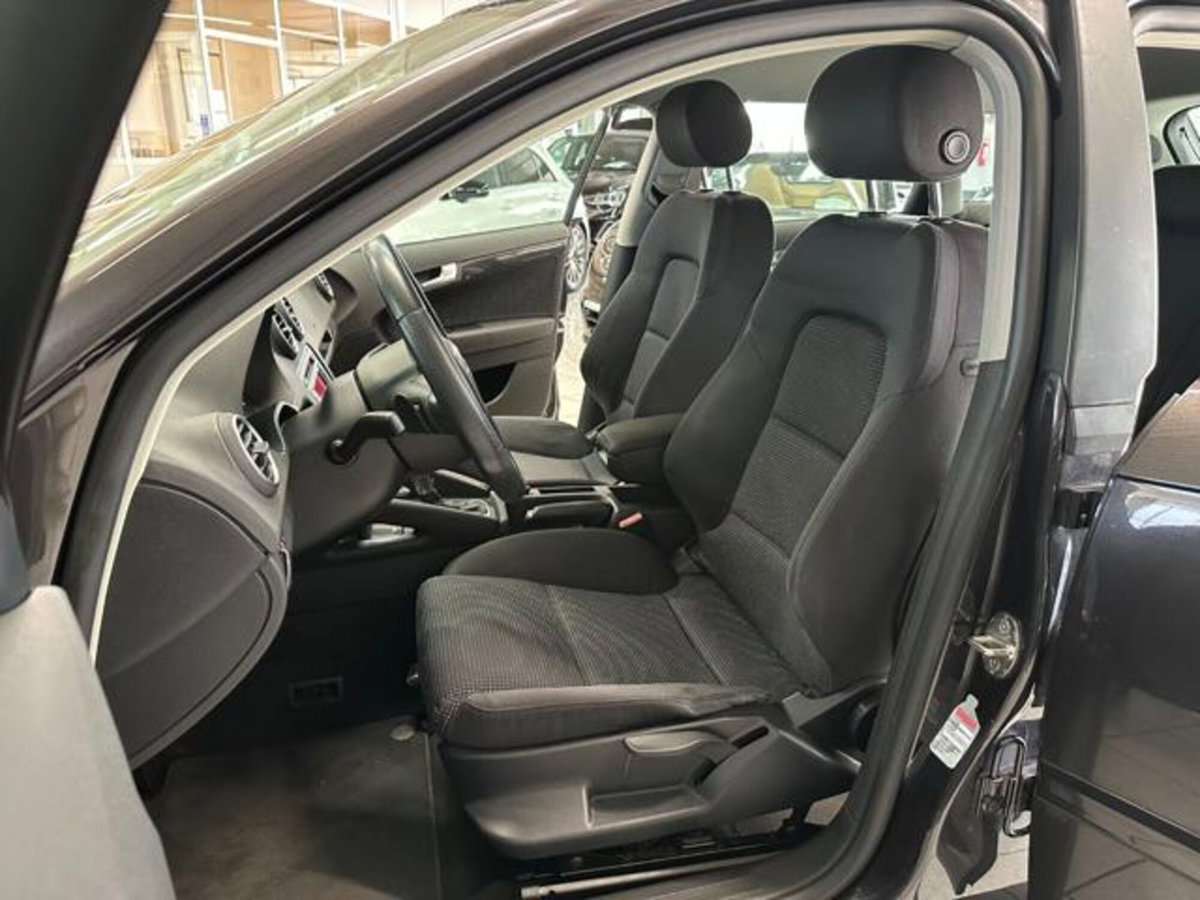Audi A3 Sportback 2.0 16V TDI S tronic Ambition (9)